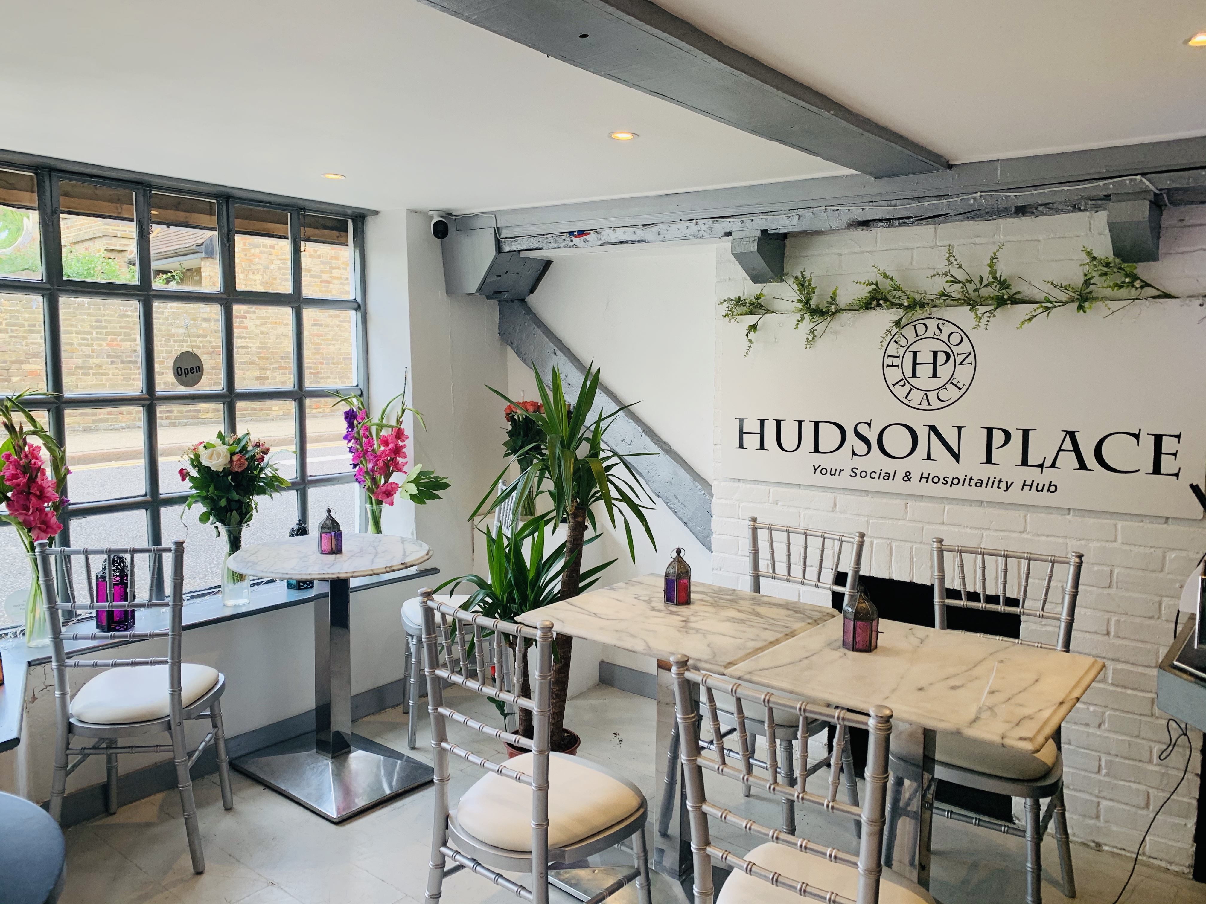 Cocktails and Drinks, Rickmansworth, Hudson Place, Pubs